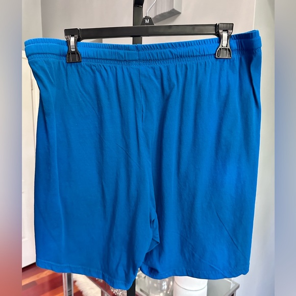 NBA Knicks Shorts - Picture 5 of 7